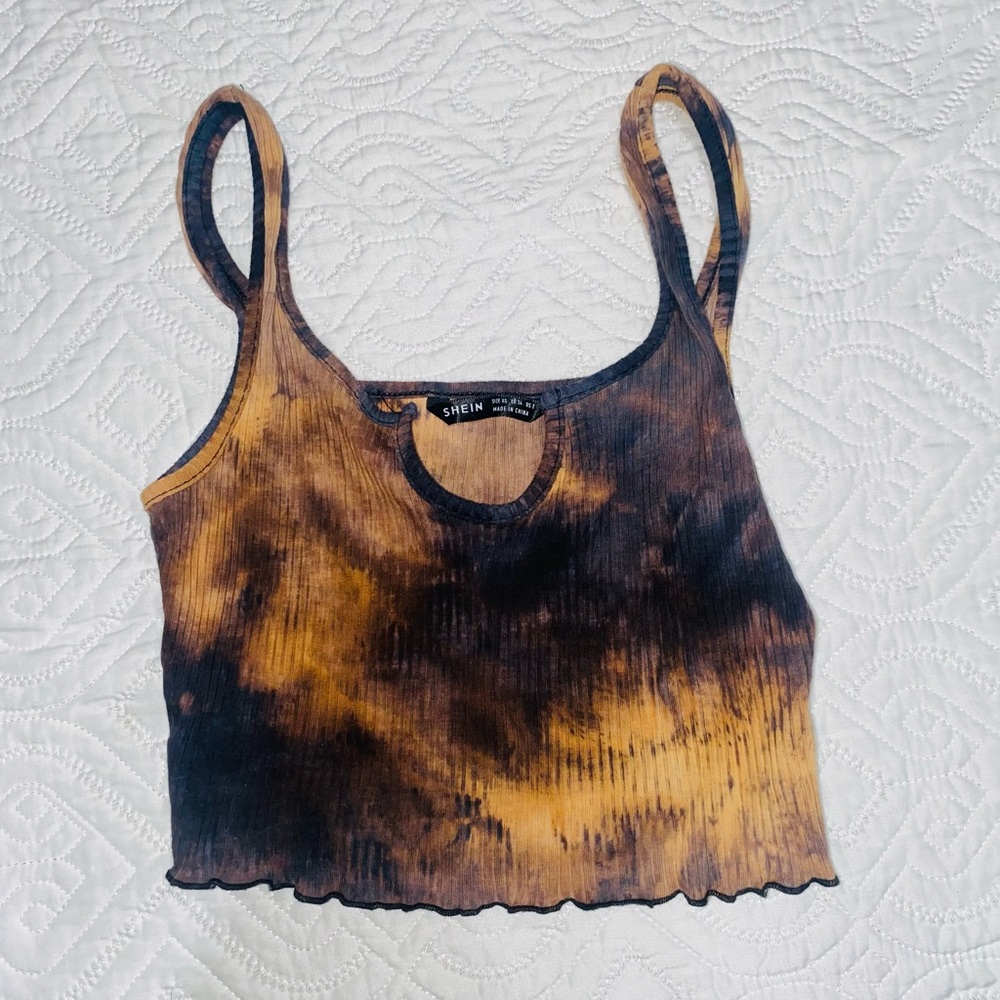 cropped tank